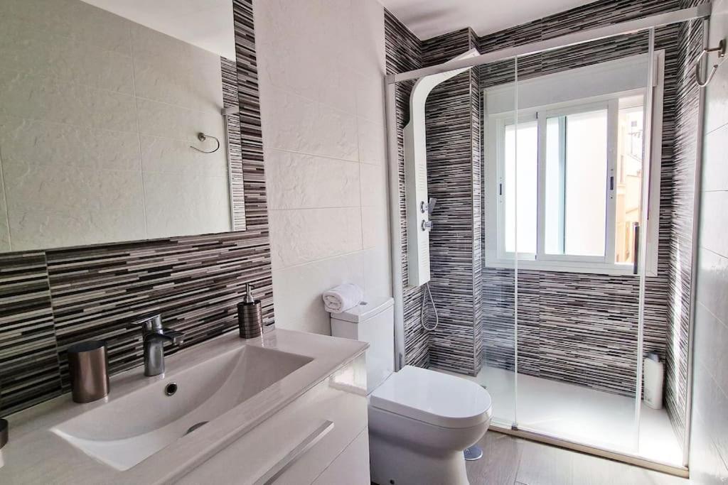 Luminoso Apartamento Centro Triana Apartment Sevilla Bagian luar foto